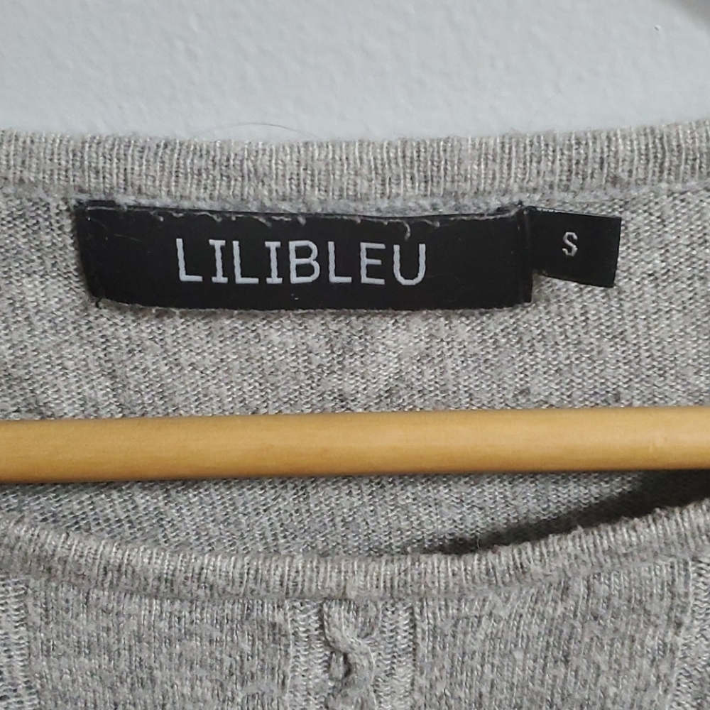Grey Sweater - Picture 2 of 2
